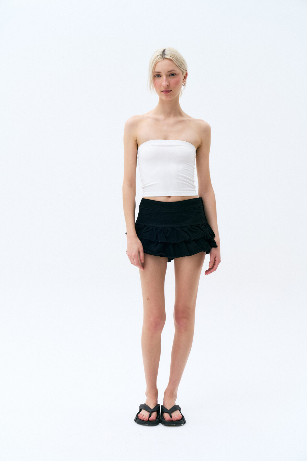LOLA - Imagen 2